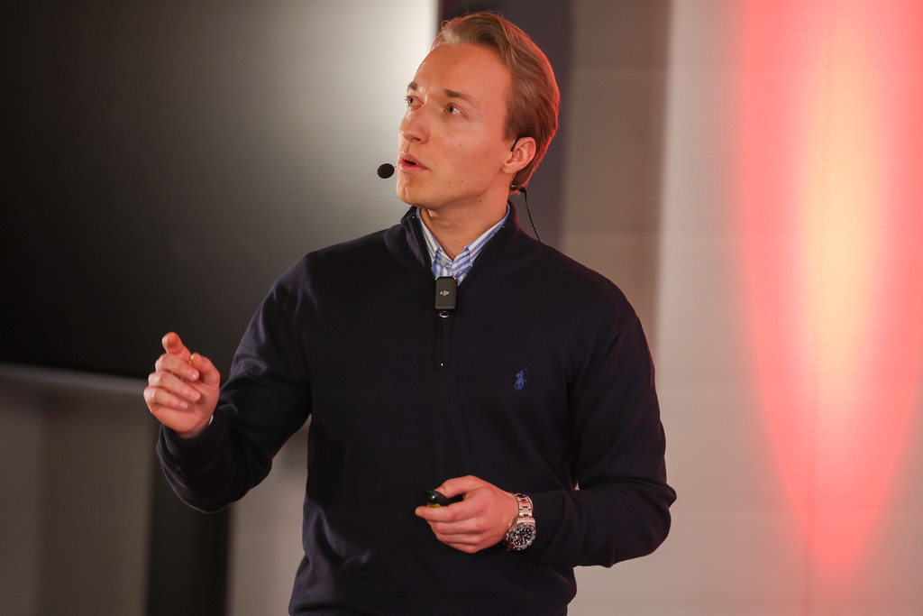 Marlow D. Guttmann beim TEDx-Talk